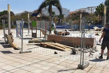 El Gobierno de Telde repone el área de juegos infantiles del parque de La Barranquera (Foto TA)